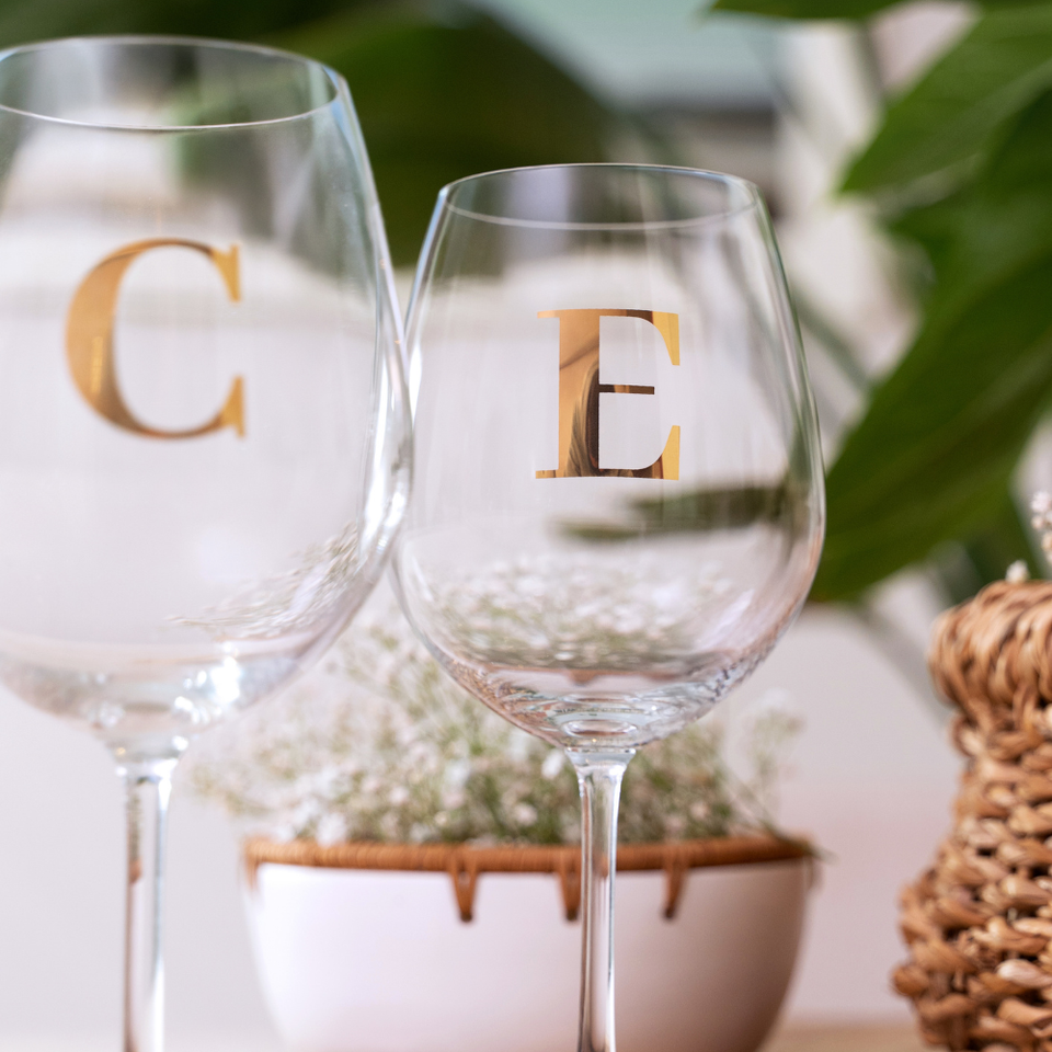 Taça Bordeaux Vinho 600ml em Cristal Ecológico Madison Letra Dourada Personalizável