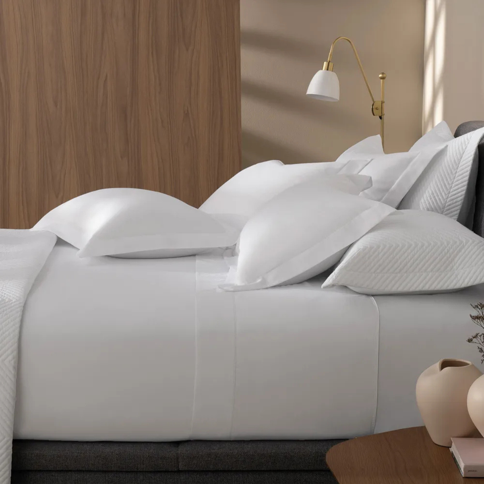 Jogo de Cama Solteiro Grasso 4 Pçs 300 Fios Cetim 100% Algodão Branco Trussardi