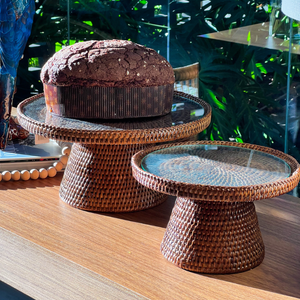 Boleira Grande 45cm em Rattan com Tampo em Vidro Bahali