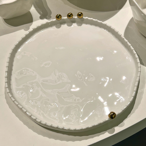 Bandeja Lavabo Porcelana Branca Aurora Borda Texturizada Dourada 3,5 x 28cm
