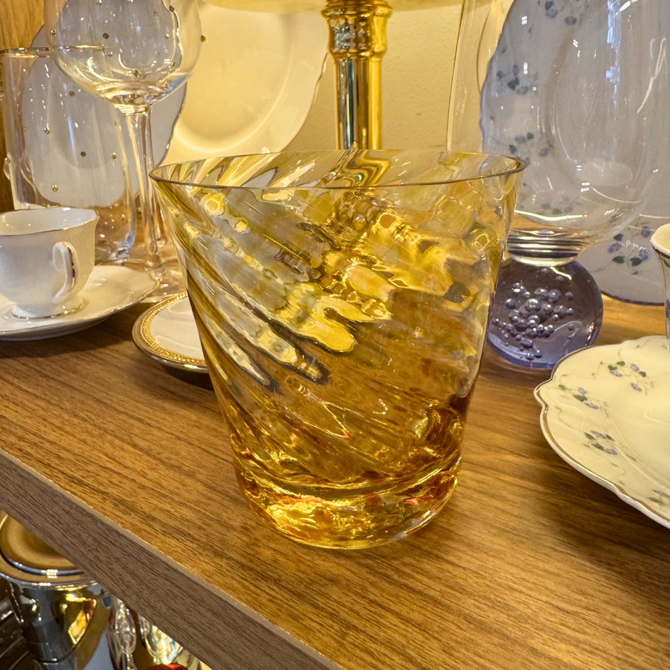 Copo Mozart em Puro Cristal para Whisky / Coquetel Murano Colors Torcido Âmbar 450ml