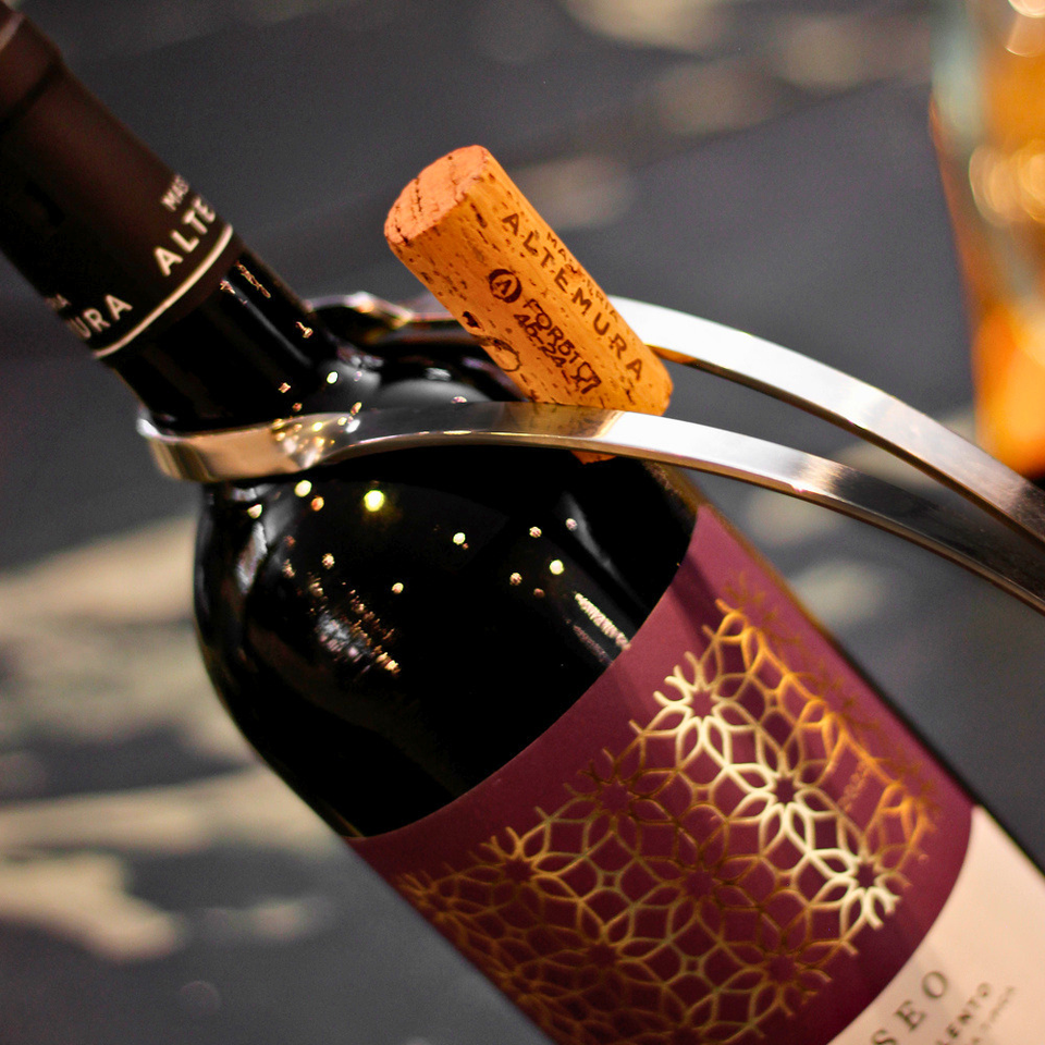 Suporte para Vinho Craquele Aço Inox Revestido em Prata Riva