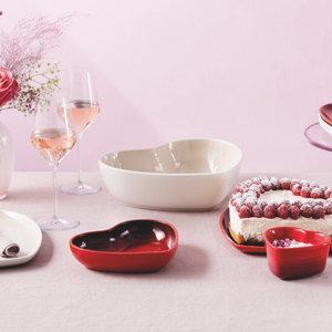 PRÉ-VENDA: Bowl Cerâmica Sphere Seoul Coração Vermelho 650ml Le Creuset