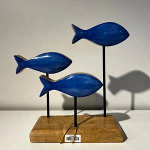 Escultura em Madeira Formato 3 Peixes Listrados 23x23x7cm