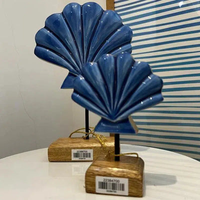 Escultura em Madeira Formato Concha 9x14x5cm