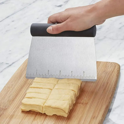 Espátula Multiuso Raspadora com Régua Inox Preta KitchenAid