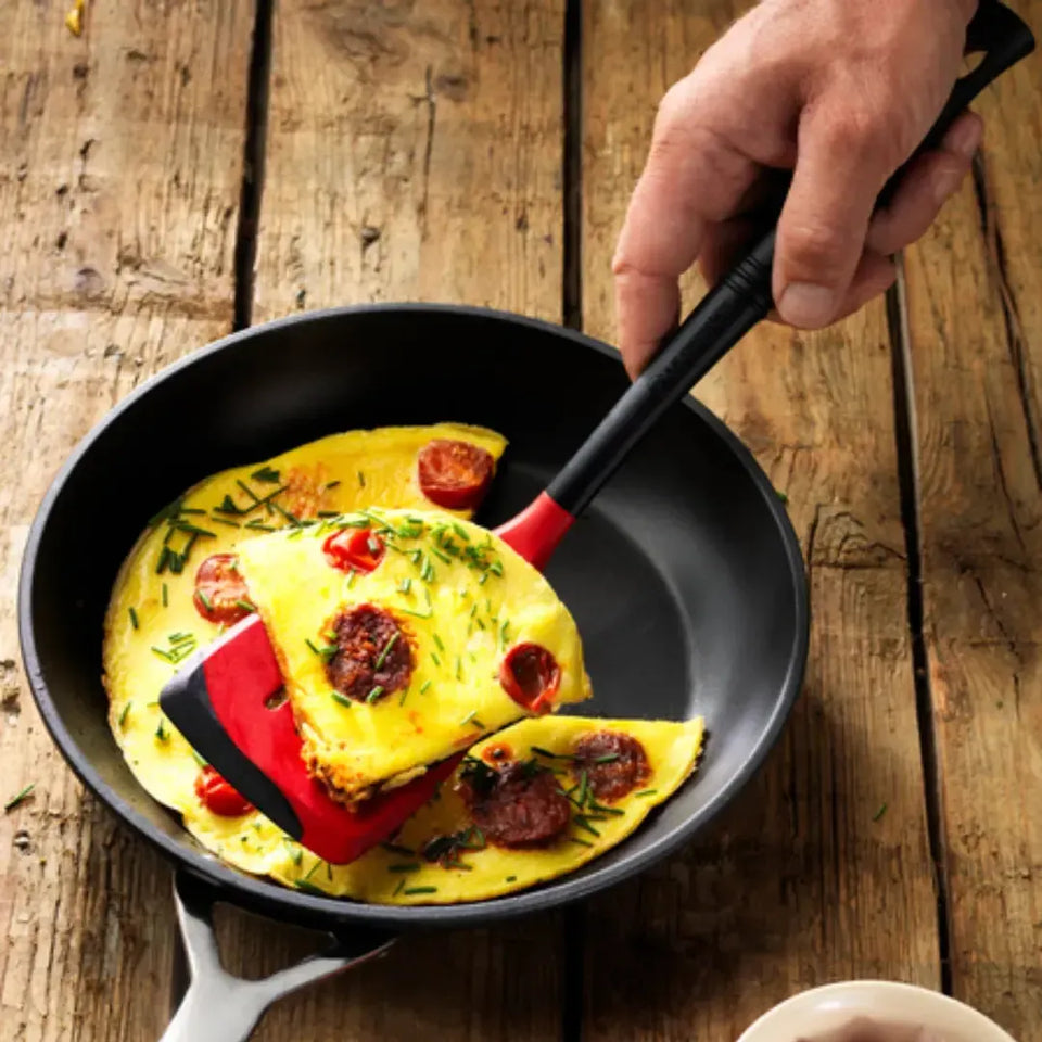 Espátula Vazada Revolution Vermelha Le Creuset