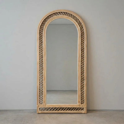 Espelho Moldura Arco Mandola Rattan Bahali 70x5x160cm