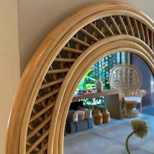 Espelho Moldura Arco Mandola Rattan Bahali 70x5x160cm