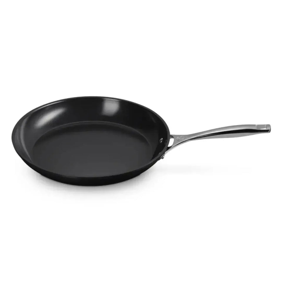 Frigideira Rasa Antiaderente 24cm ENSC Le Creuset