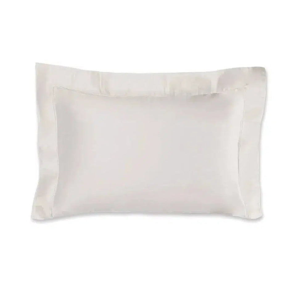 Fronha Dominicani 600 Fios Cetim 100% Algodão Egípcio Branco 50x70cm Trussardi