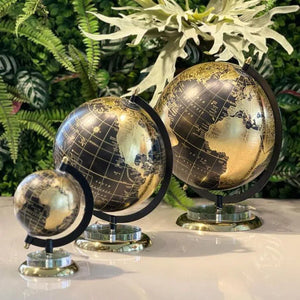 Globo Terrestre para Decoração Preto e Dourado Pequeno - Base em Metal e Acrílico