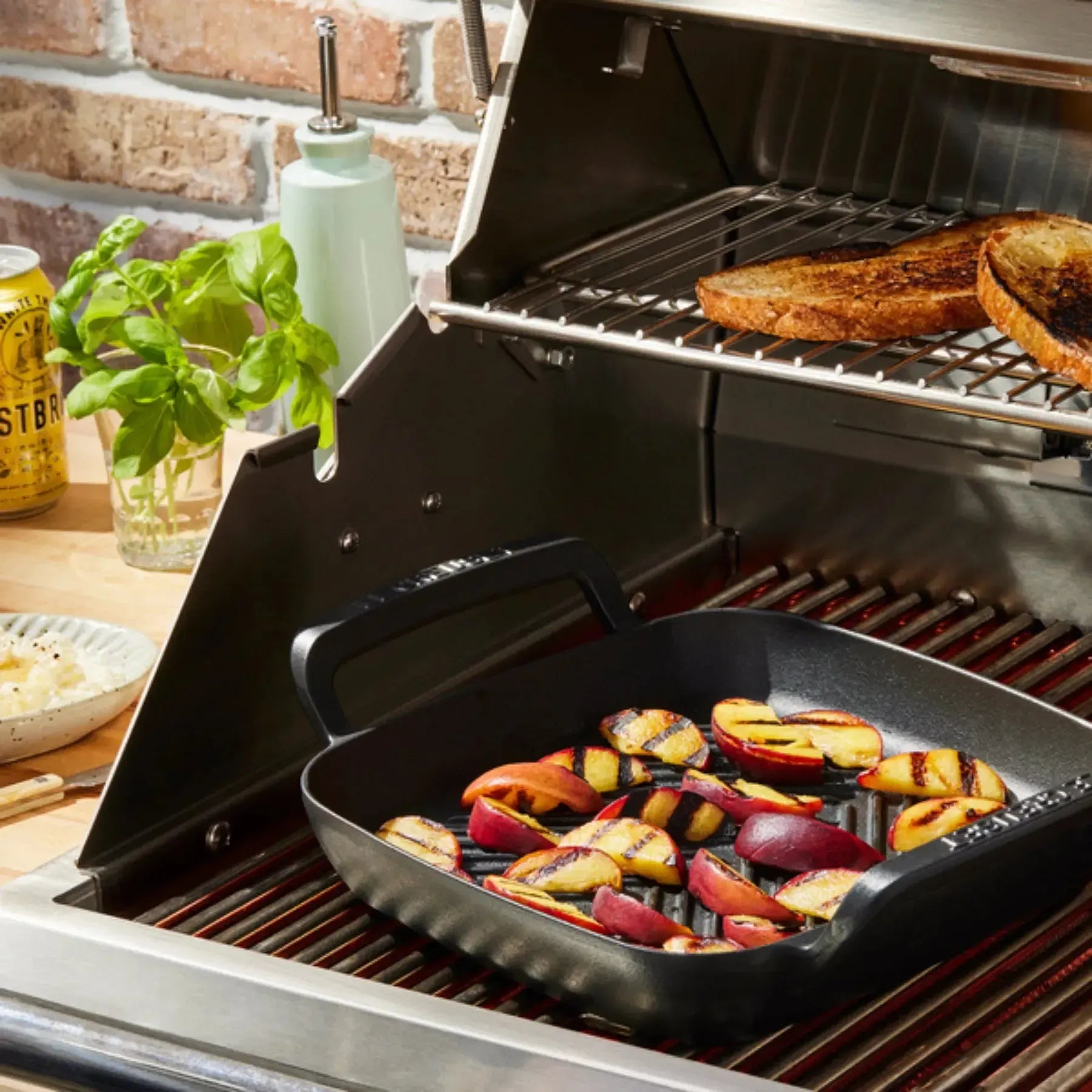 セール！LE CREUSET スクエアグリル　四角 26cm Grelha Quadrada Alpine 26cm Matte Black Le Creuset – Let's Eat It