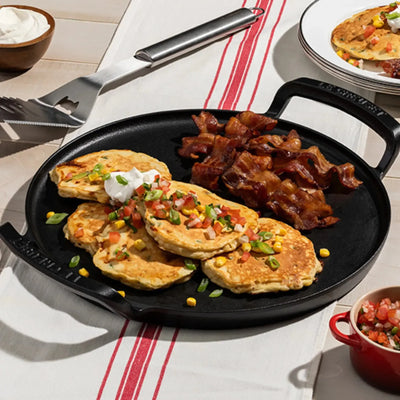 Grelha Redonda para Pizza com Alças Alpine Matte Black 35cm Le Creuset