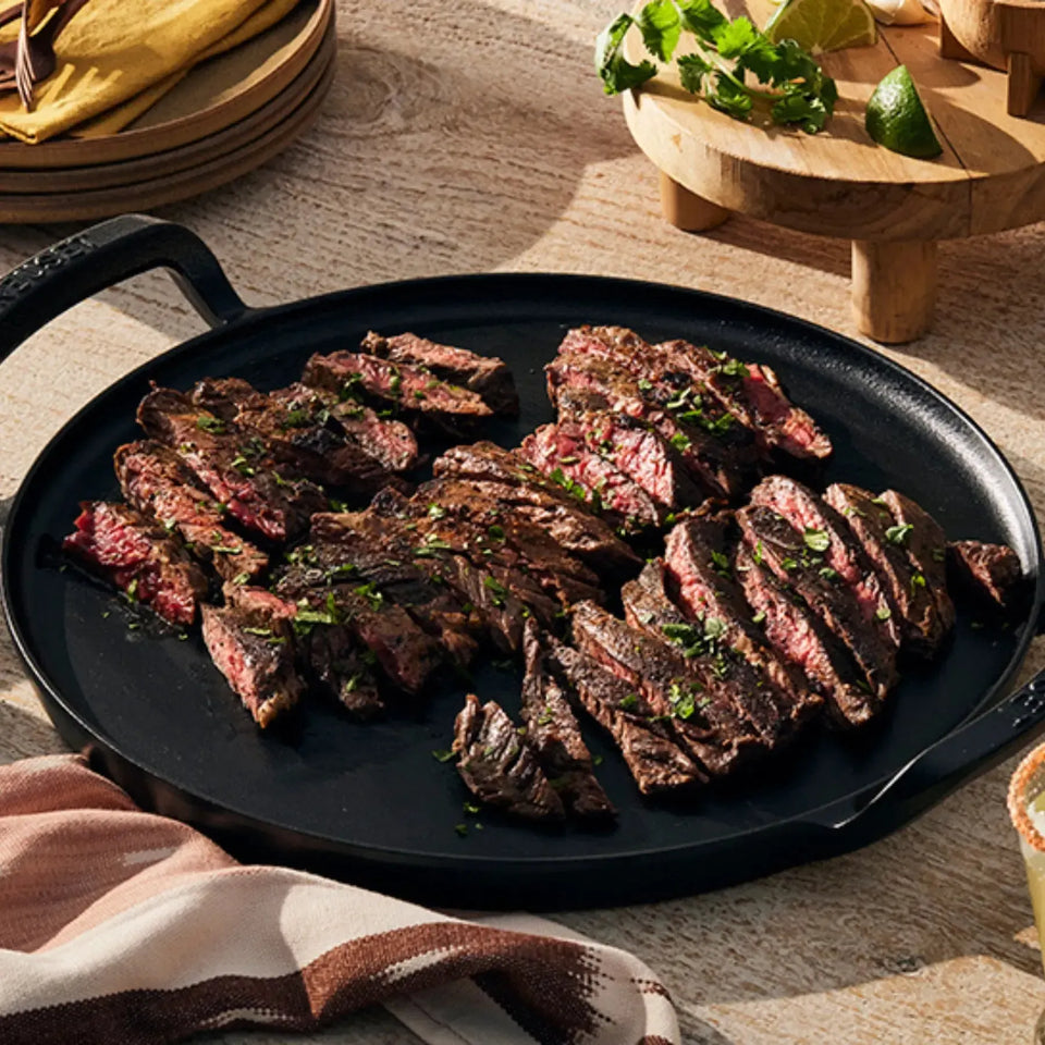 Grelha Redonda para Pizza com Alças Alpine Matte Black 35cm Le Creuset