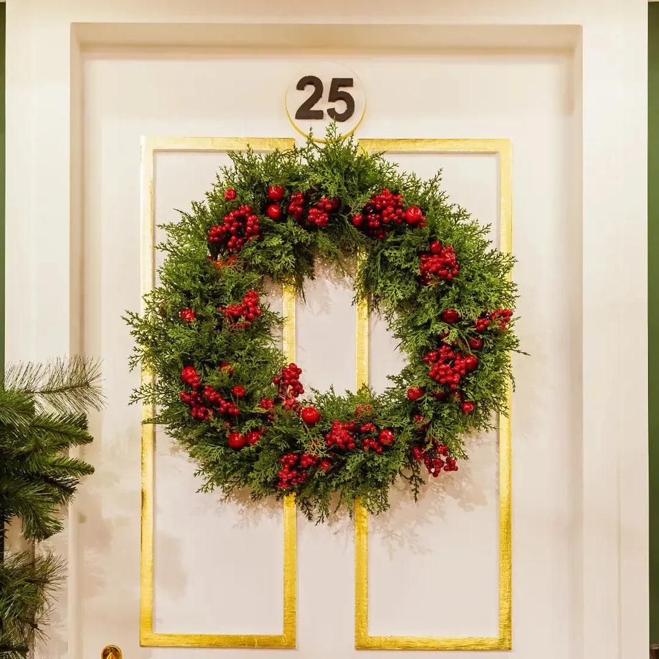 Guirlanda Decorativa Natal Barries e Folhagens Vermelha / Verde 60cm