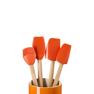 Kit 3 Espátulas e 1 Pincel de Silicone e Porta Utensílios Cerâmica Signature Laranja 1,1L Le Creuset