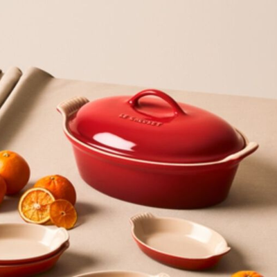 Travessa Oval Cerâmica Com Tampa Heritage Vermelha 3,8L Le Creuset