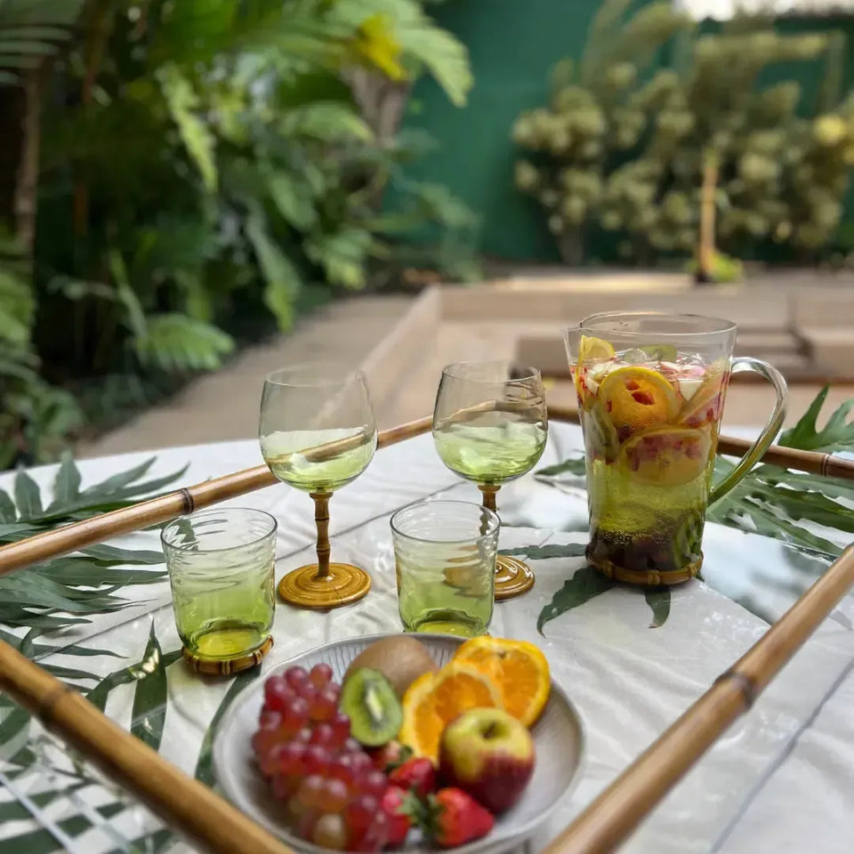 Jarra Acrilico Verde com base Detalhe Formato Bambu 2,2L