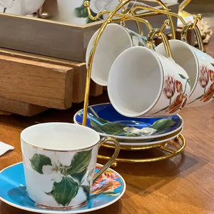 Jogo 4 Xícaras de Café com Pires New Bone China Blummen Borda Dourada e Suporte 90ml L'Hermitage