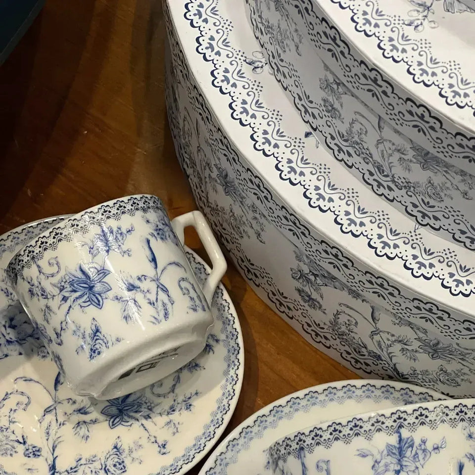 Jogo 4 Xícaras de Café com Pires New Bone China Hortênsia 90ml Azul L'Hermitage