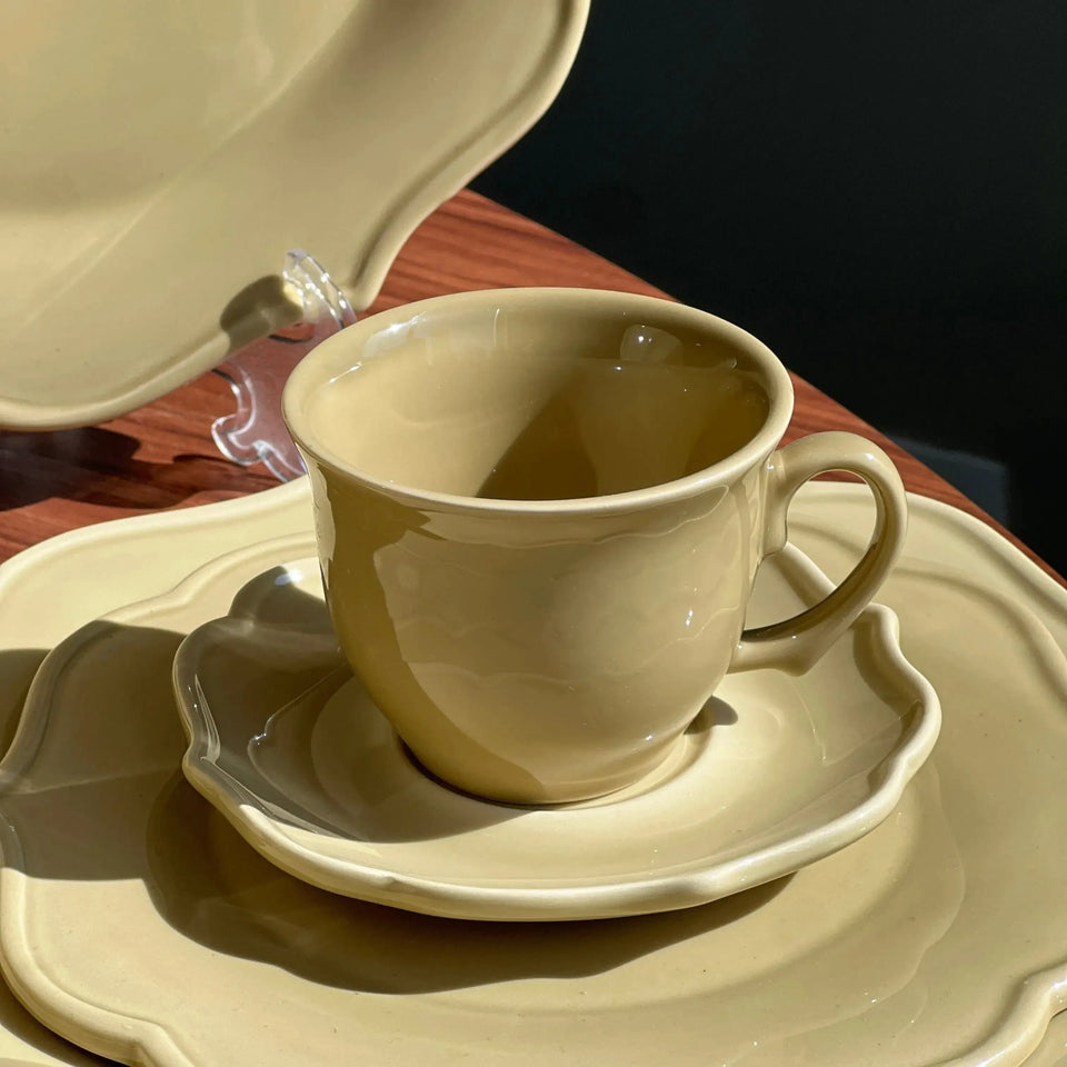 Jogo 4 Xícaras de Chá com Pires Cerâmica Aurora Off-White 150ml Scalla