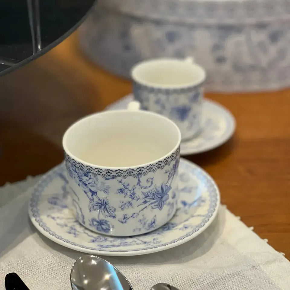 Jogo 4 Xícaras de Chá com Pires New Bone China Hortênsia 220ml Azul L'Hermitage