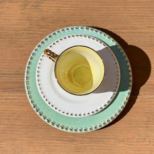 Jogo 6 Xícaras de Café com Pires Cerâmica Brasilis Amarelo com Filete em Ouro 100ml Scalla