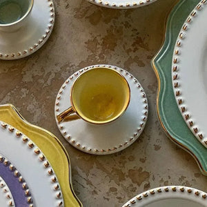 Jogo 6 Xícaras de Café com Pires Cerâmica Brasilis Amarelo com Filete em Ouro 100ml Scalla