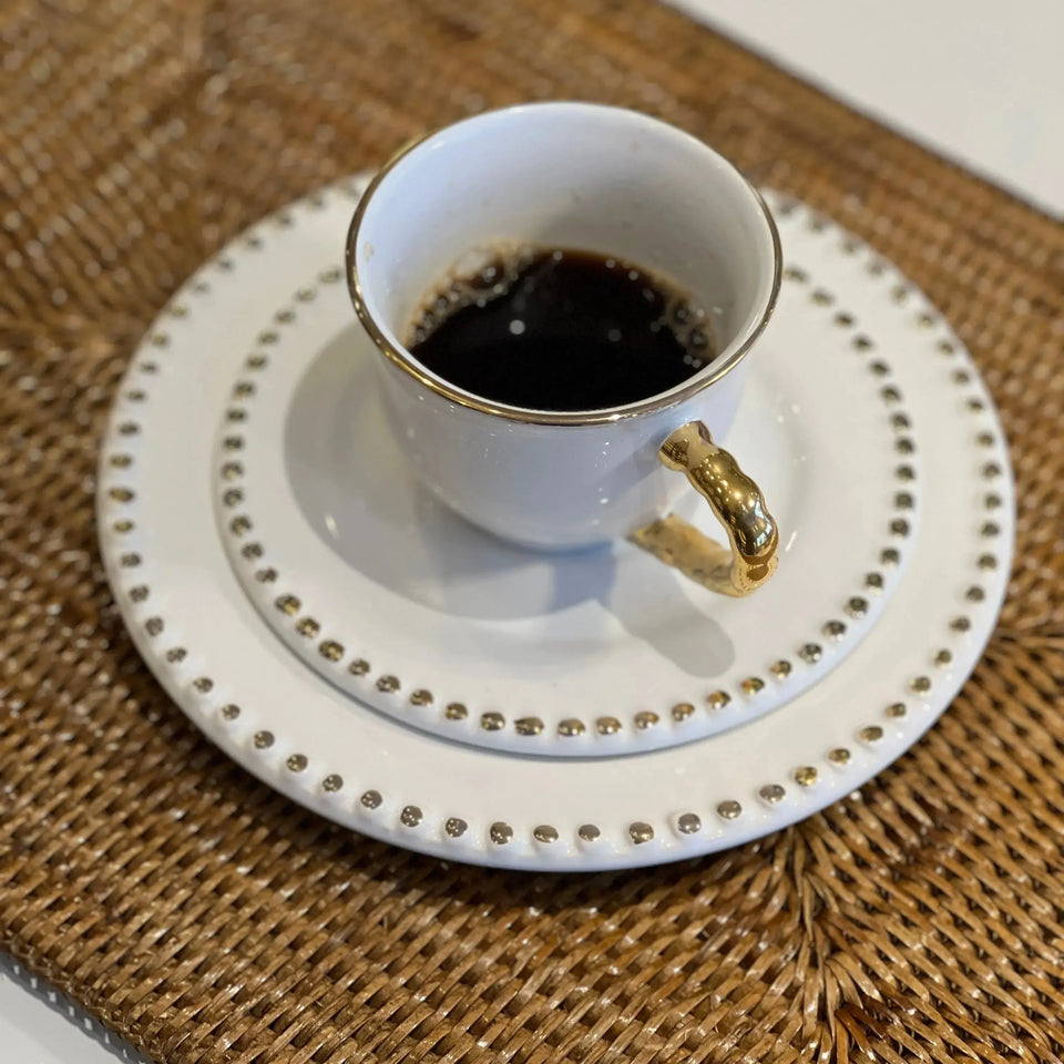 Jogo 6 Xícaras de Café com Pires Cerâmica Brasilis Branco com Filete em Ouro 100ml Scalla