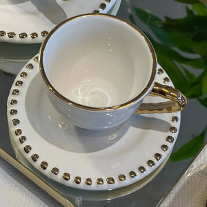 Jogo 6 Xícaras de Chá com Pires Cerâmica Brasilis Branco com Filete em Ouro 300ml Scalla