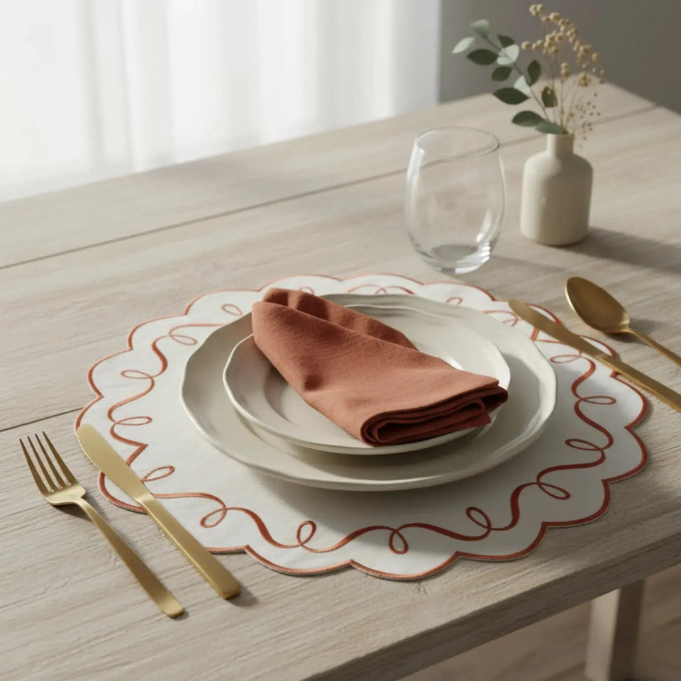 Jogo Americano Nylon Off White Borda Ocre