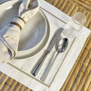 Jogo Americano Retangular Linho Off White Borda Bege 38x52