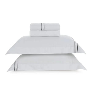 Jogo de Cama Queen Menfi 4 Pçs 200 Fios 100% Algodão Branco / Cinza Trussardi