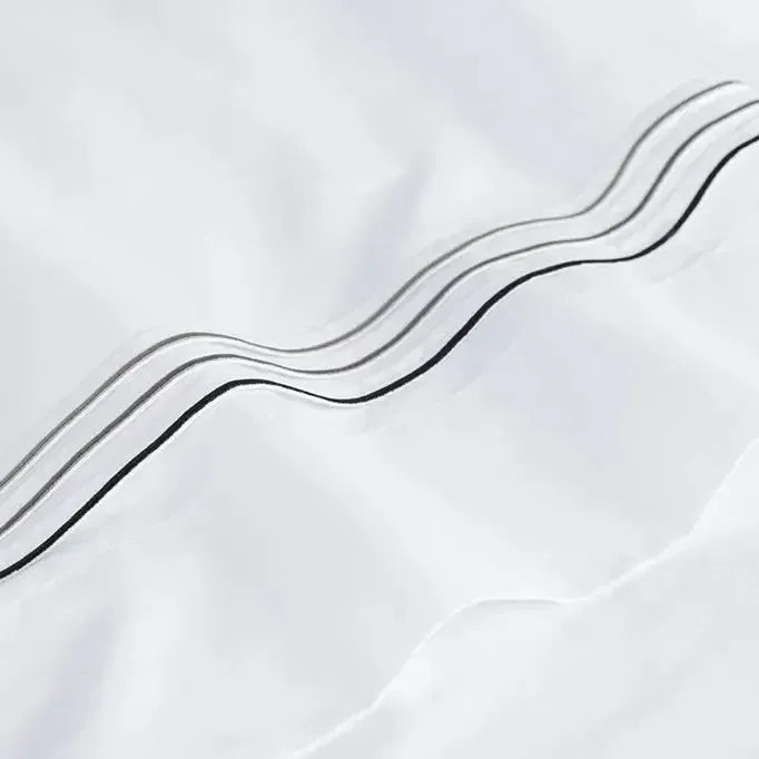 Jogo de Cama Queen Menfi 4 Pçs 200 Fios 100% Algodão Branco / Cinza Trussardi