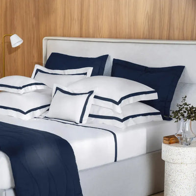 Jogo de Cama King Vercelli 4 Pçs 300 Fios 100% Algodão Egípcio Branco / Azul Siciliano Trussardi