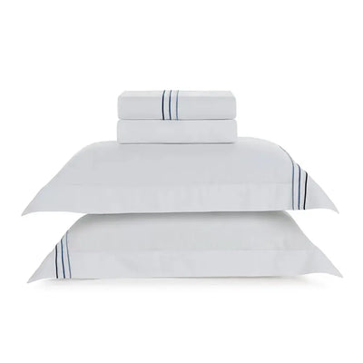 Jogo de Cama Queen Menfi 4 Pçs 200 Fios 100% Algodão Branco / Azul Trussardi