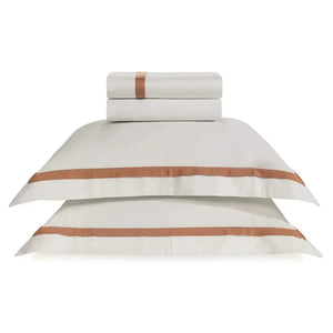 Jogo de Cama Queen Vercelli 4 Pçs 300 Fios 100% Algodão Egípcio Branco / Solare Trussardi