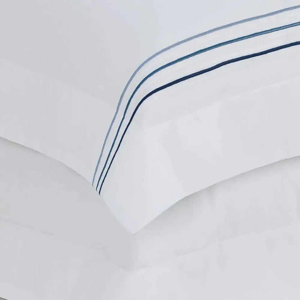 Jogo de Cama Solteiro Menfi 4 Pçs 200 Fios 100% Algodão Branco / Azul Trussardi