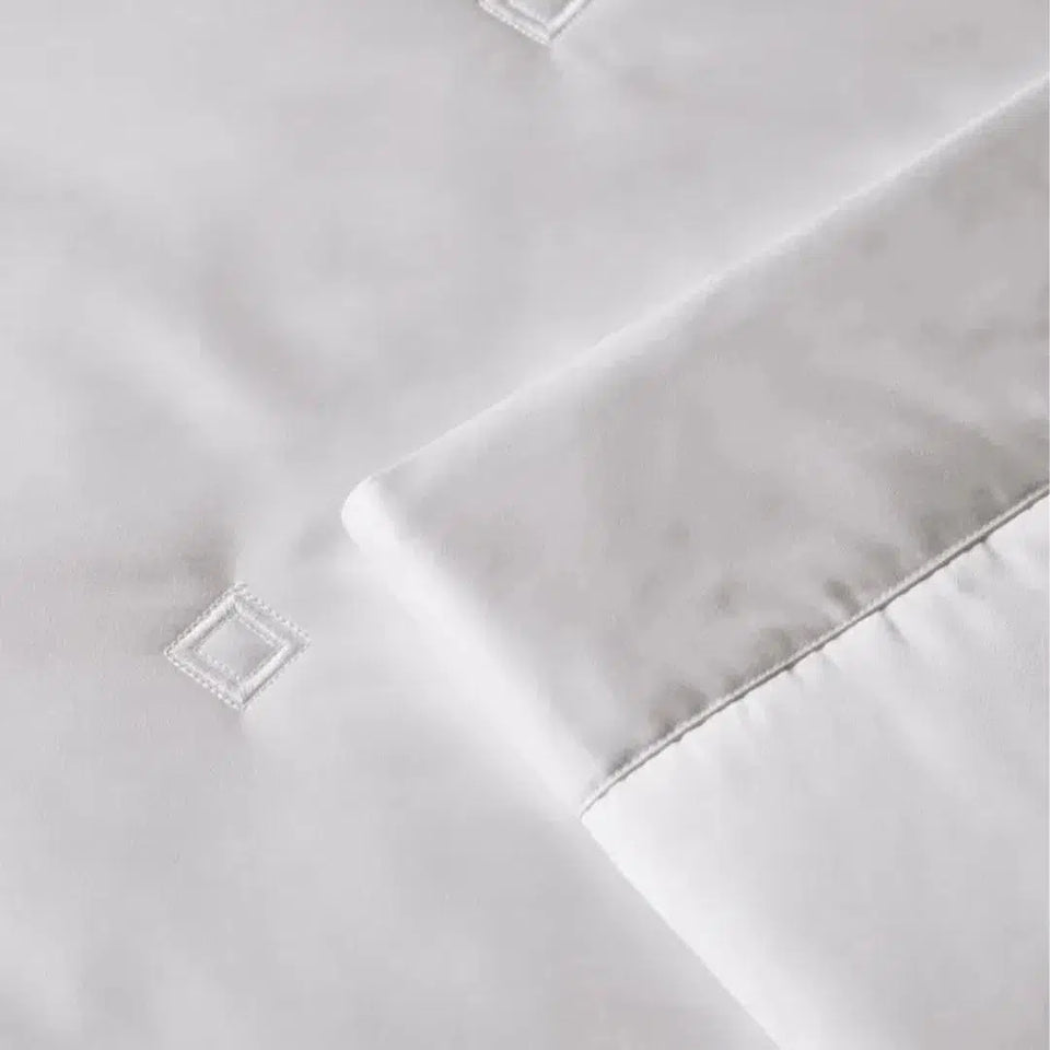 Jogo de Colcha Queen Mille 3 Pçs 1000 Fios 100% Algodão Egípcio Branco Trussardi