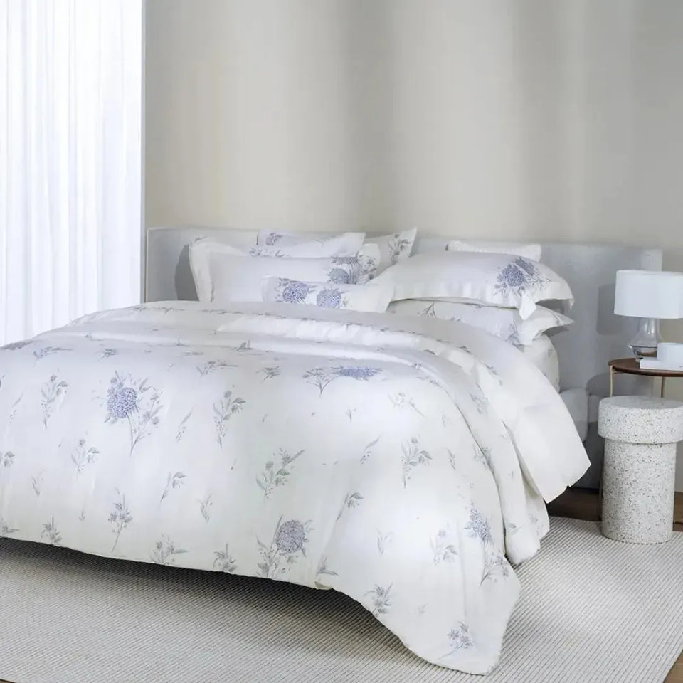 Jogo de Colcha Queen Ortensie 3 Pçs 300 Fios Cetim 100% Bambu Trussardi