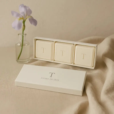 Kit 03 Sabonetes em Barra Fiore Di Iris Trussardi