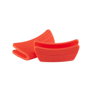 Kit com 2 Pegadores de Silicone Laranja Le Creuset