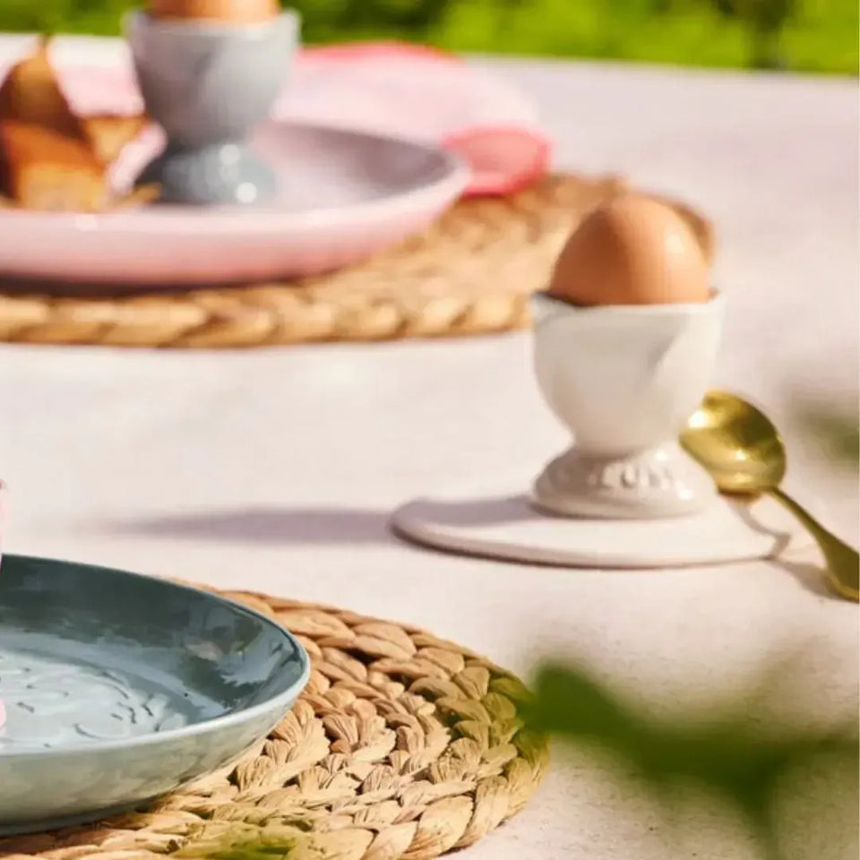 Kit com 2 Suportes para Ovo Ceramica Jardin Meringue Le Creuset