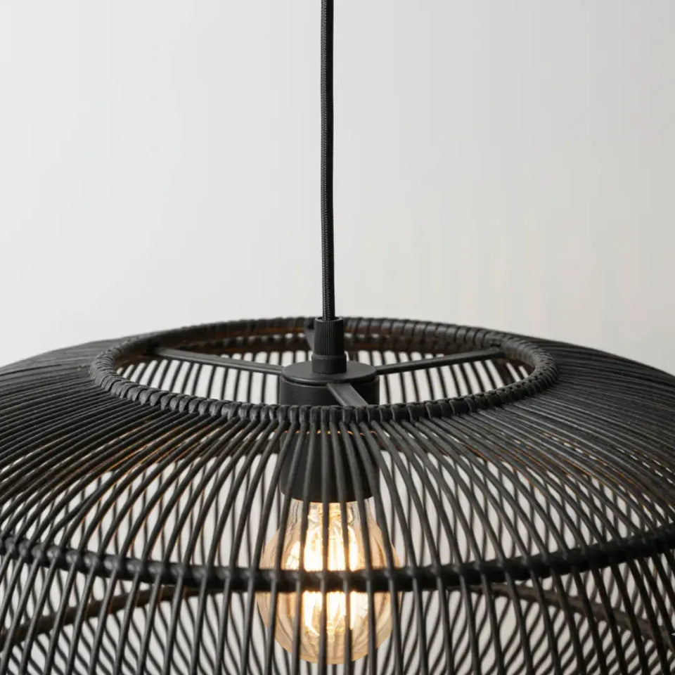 Luminária Artesanal Rattan Natural Preto Nildo 60x32cm Bahali