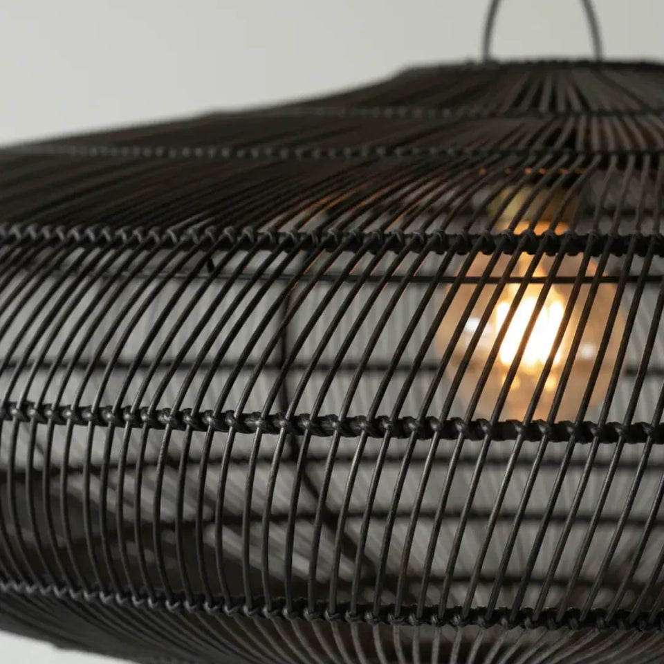 Luminária Artesanal Rattan Preta Gaia 150x47cm Bahali