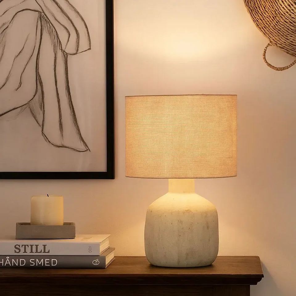 Luminária de Mesa Bivolt Cerâmica e Fibra Natural Bege Mart