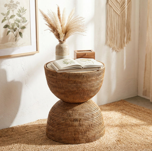 Banco Ampulheta Redonda em Rattan Natural Bahali