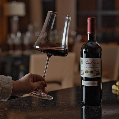 OUTLET: Kit com 4 Taças para Vinho em Cristal Sommelier 960ml Haste Longa