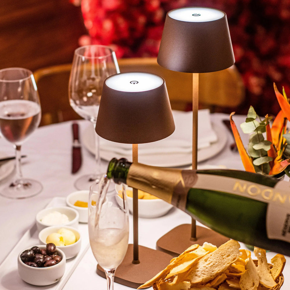 OUTLET: Luminária Portátil de Mesa Corten Marcella Mini